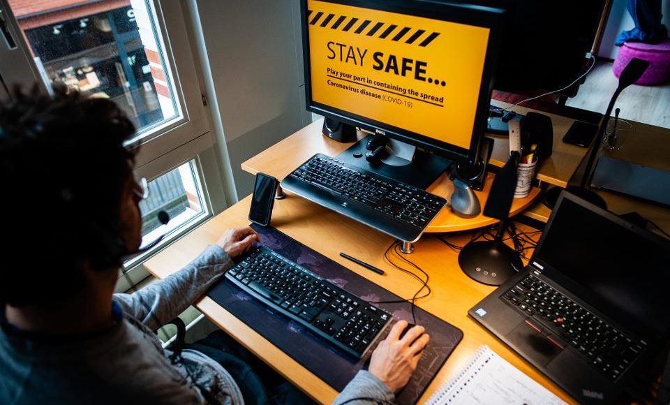 Bekerja Dari Rumah Penyelesaian Terbaik Semasa Krisis